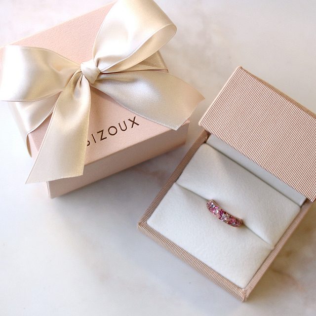 彼女へのホワイトデーのお返しに♡女性目線で選んだ、もらって嬉しいお返し10選