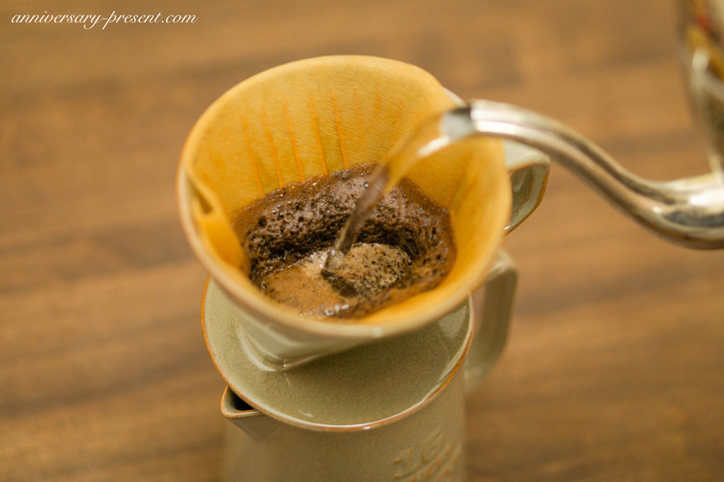 コーヒー通に喜ばれるギフトセット。美味しい本格派コーヒーのプレゼントにおすすめ、土居珈琲の口コミ