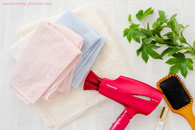 【口コミ】ホットマンの1秒タオルは感動の吸水性。時短ができて忙しい方にも喜ばれる、高級タオルギフト