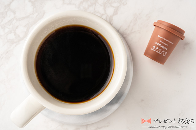 エペイオス（EPEIOS）のコーヒーを飲んでみた詳細レビュー・口コミ。エペイオスのインスタントコーヒー・クイックショットを淹れた写真