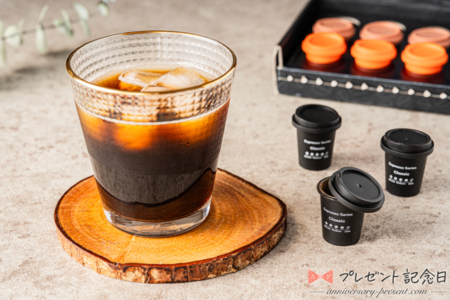 エペイオス（EPEIOS）のコーヒーを飲んでみた詳細レビュー・口コミ。エペイオスのインスタントコーヒー・クイックショットをアイスコーヒーで淹れた写真